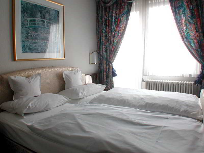 Swiss Q Koenigshof Hotel Koln Bagian luar foto